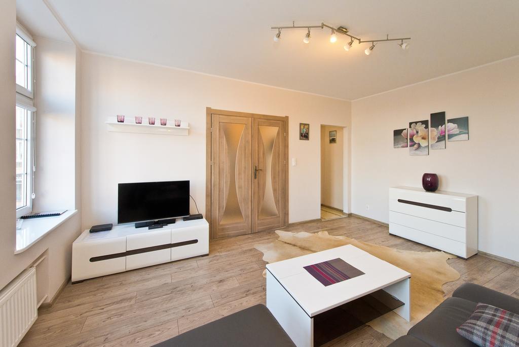 Gdanskie Apartamenty - Apartament Targ Rybny Z Widokiem Na Motlawe ห้อง รูปภาพ